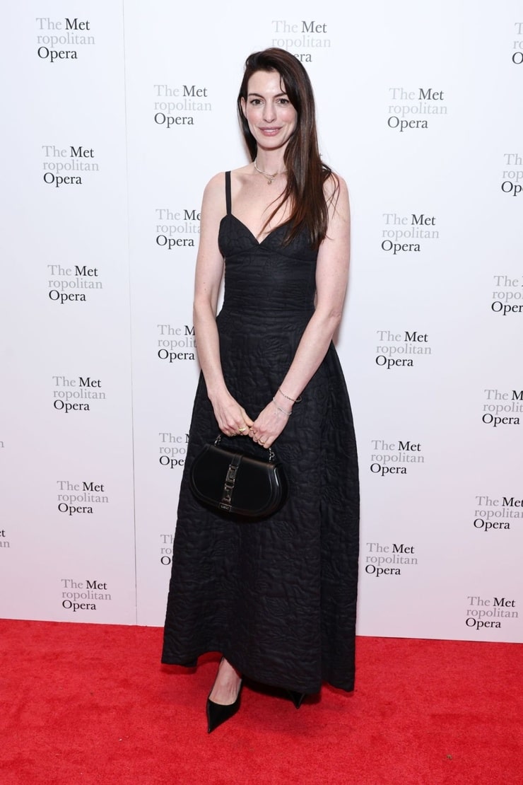 Anne Hathaway