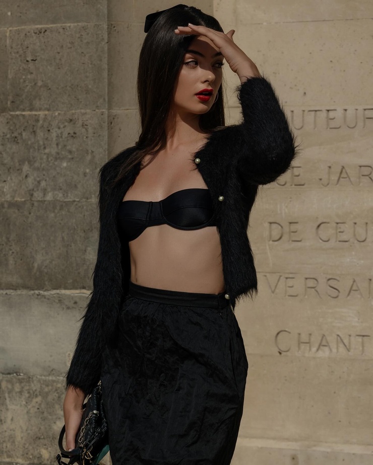 Deva Cassel