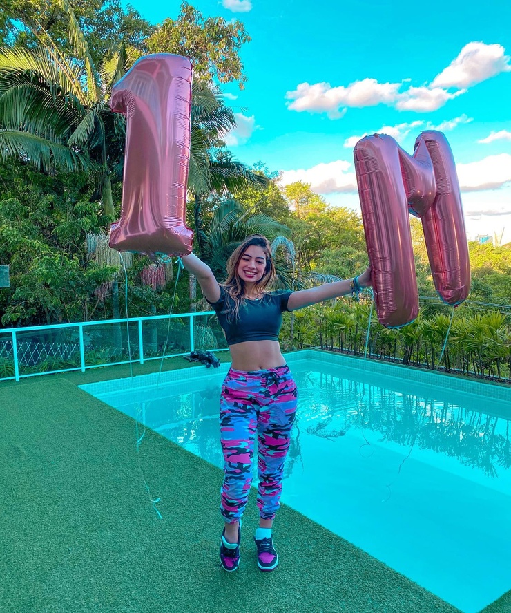 Júlia Puzzuoli