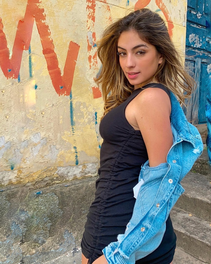Júlia Puzzuoli