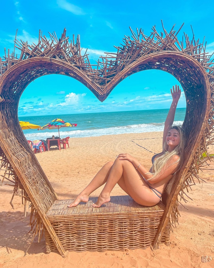 Júlia Puzzuoli