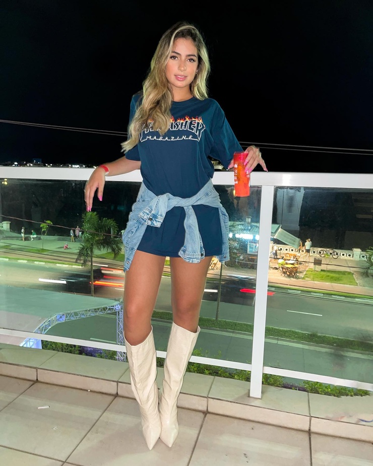 Júlia Puzzuoli