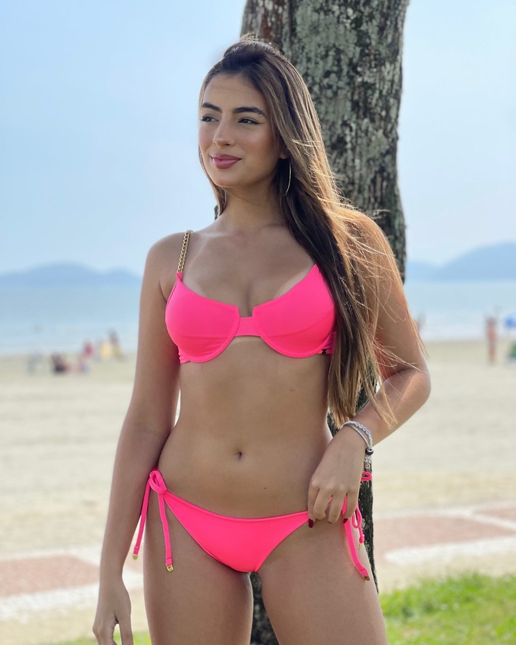 Júlia Puzzuoli