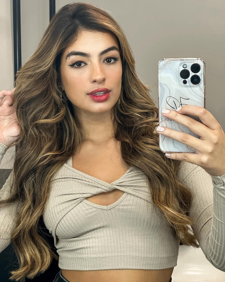 Júlia Puzzuoli