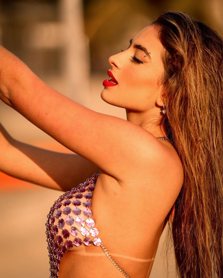 Júlia Puzzuoli