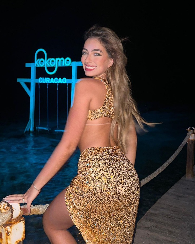 Júlia Puzzuoli