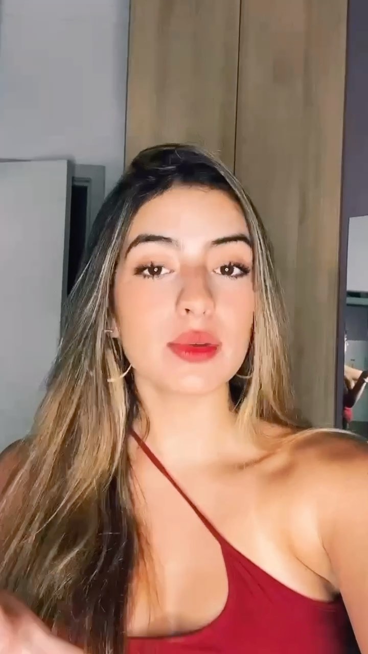 Júlia Puzzuoli