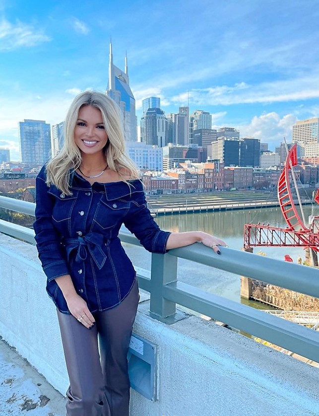 Alexandra Weaver (Periodismo)