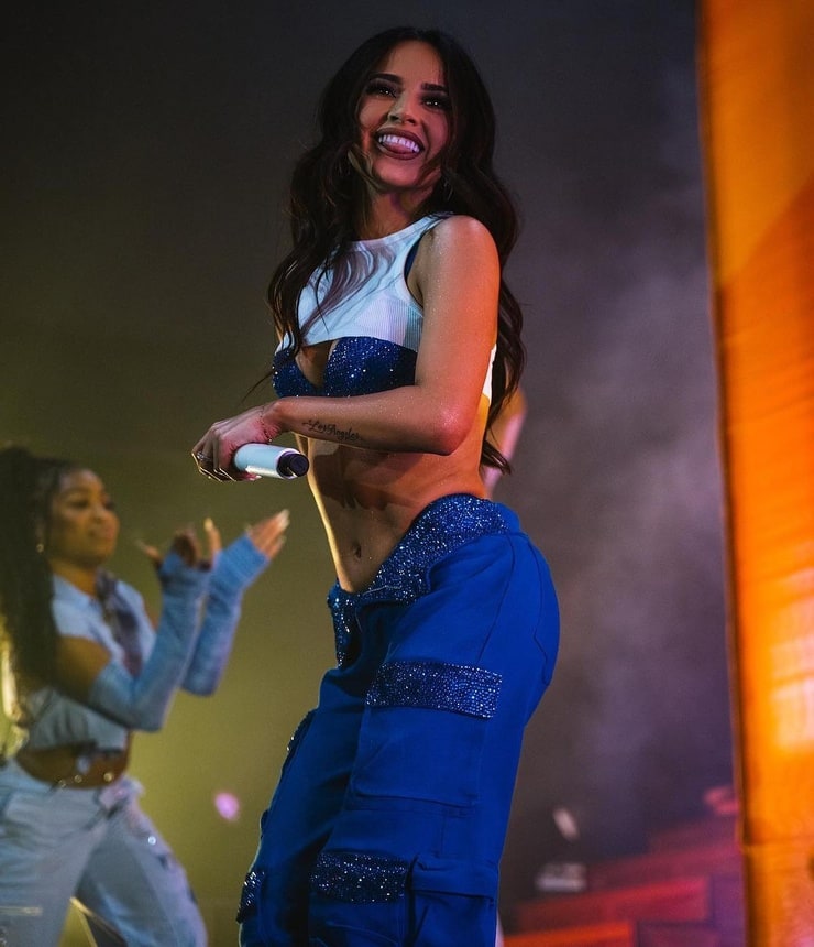 Becky G.