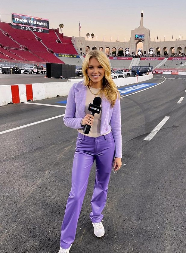 Alexandra Weaver (Periodismo)