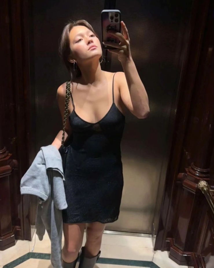 Lily Chee Lily Chee