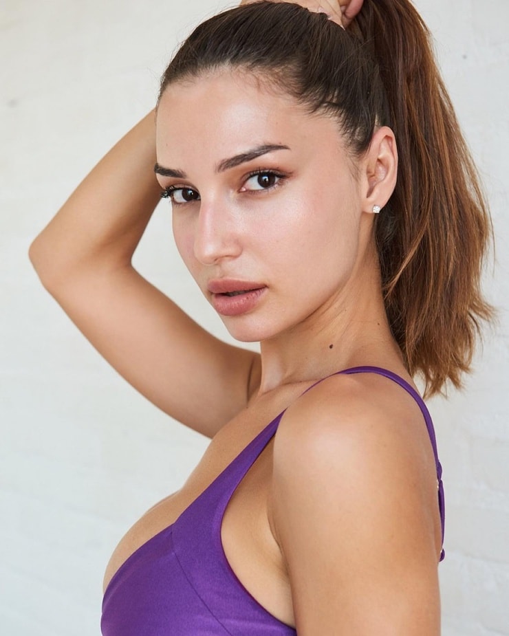 Valeriya Lapidus Valeriya Lapidus