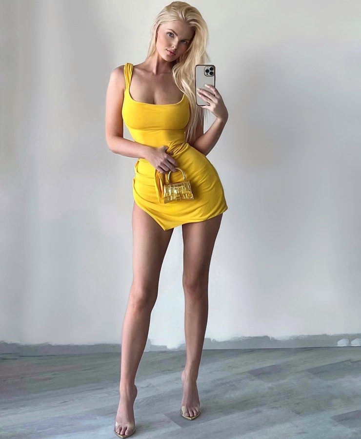 Zienna Eve