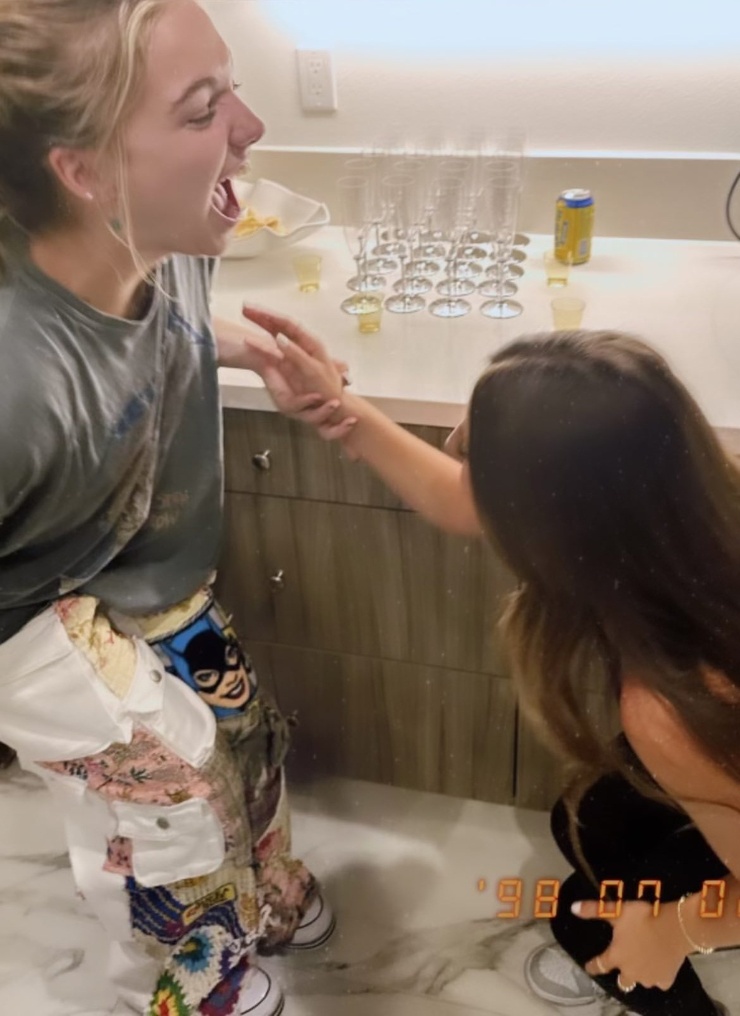 Jayden Bartels Jayden Bartels