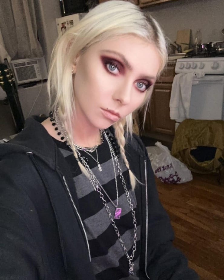 Taylor Momsen
