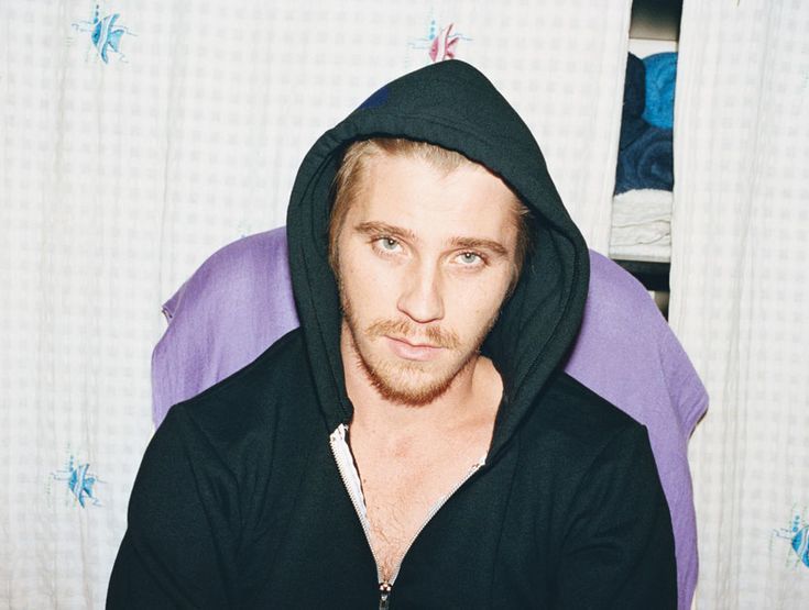 Garrett Hedlund