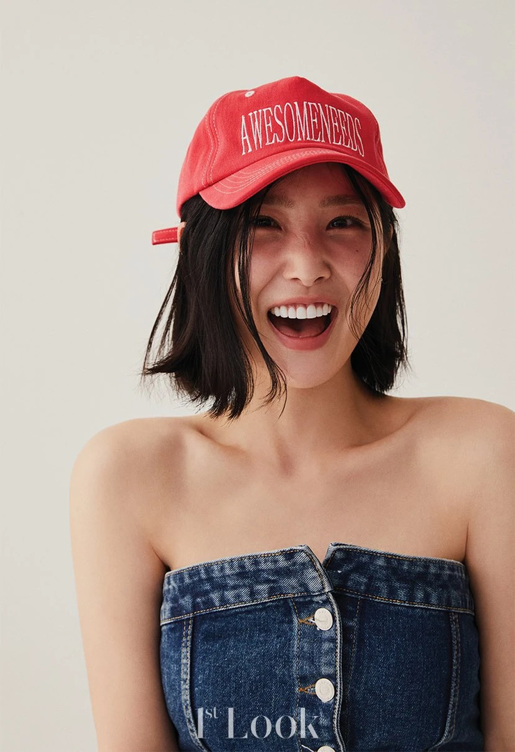 Yuna Lee