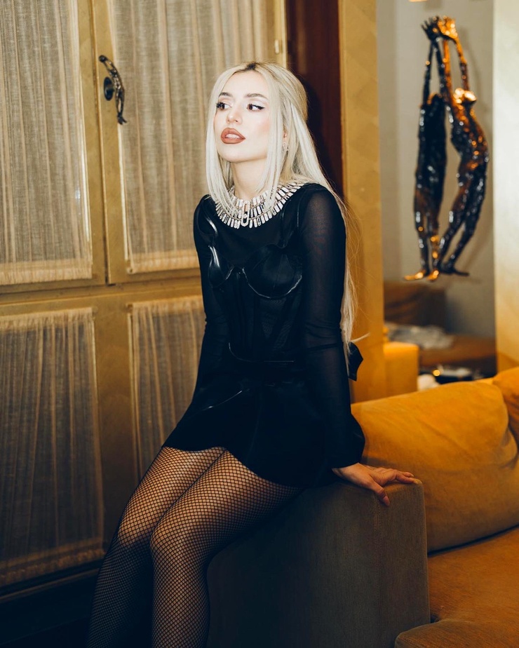 Ava Max