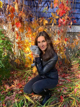Nazanin Afshin-Jam