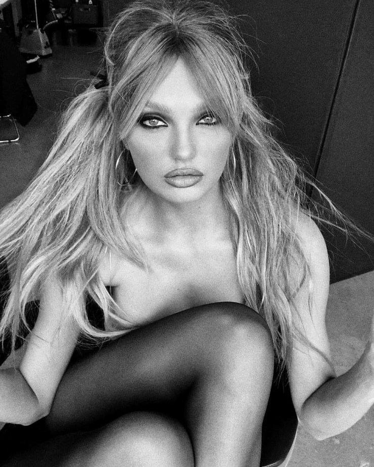 Romee Strijd