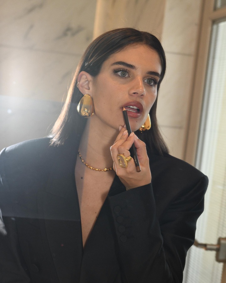 Sara Sampaio Sara Sampaio