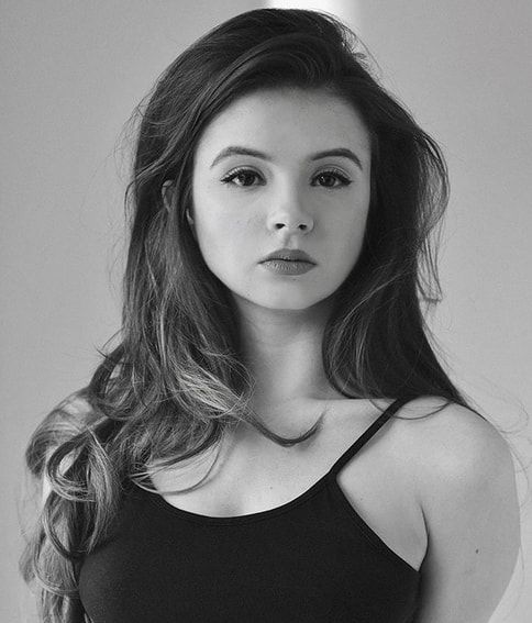 Emily Coates Emily Coates