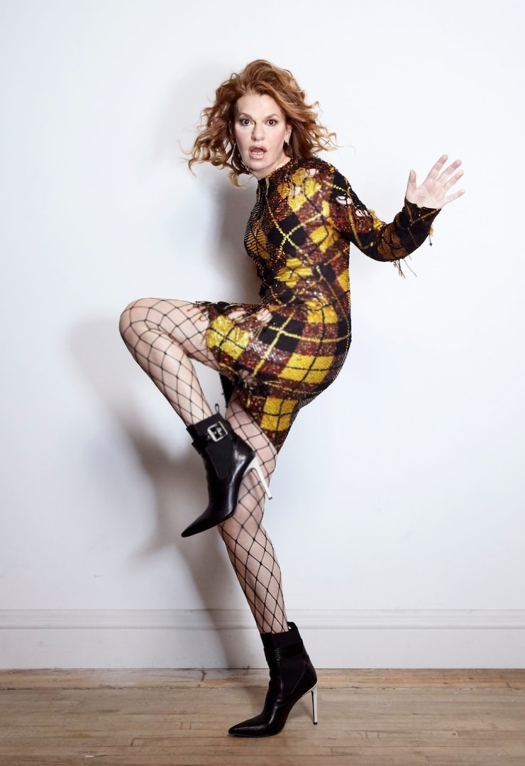 Sandra Bernhard