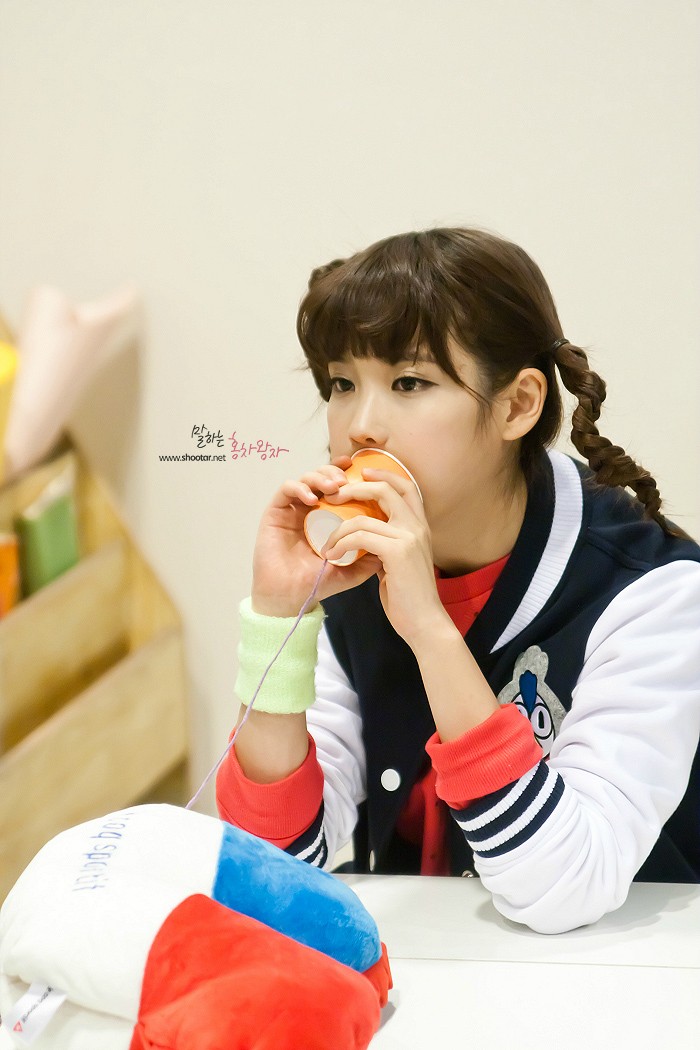 IU