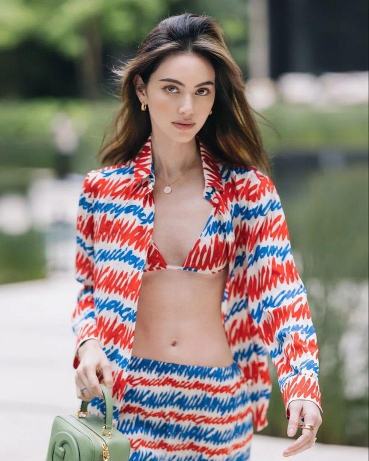 Davika Hoorne