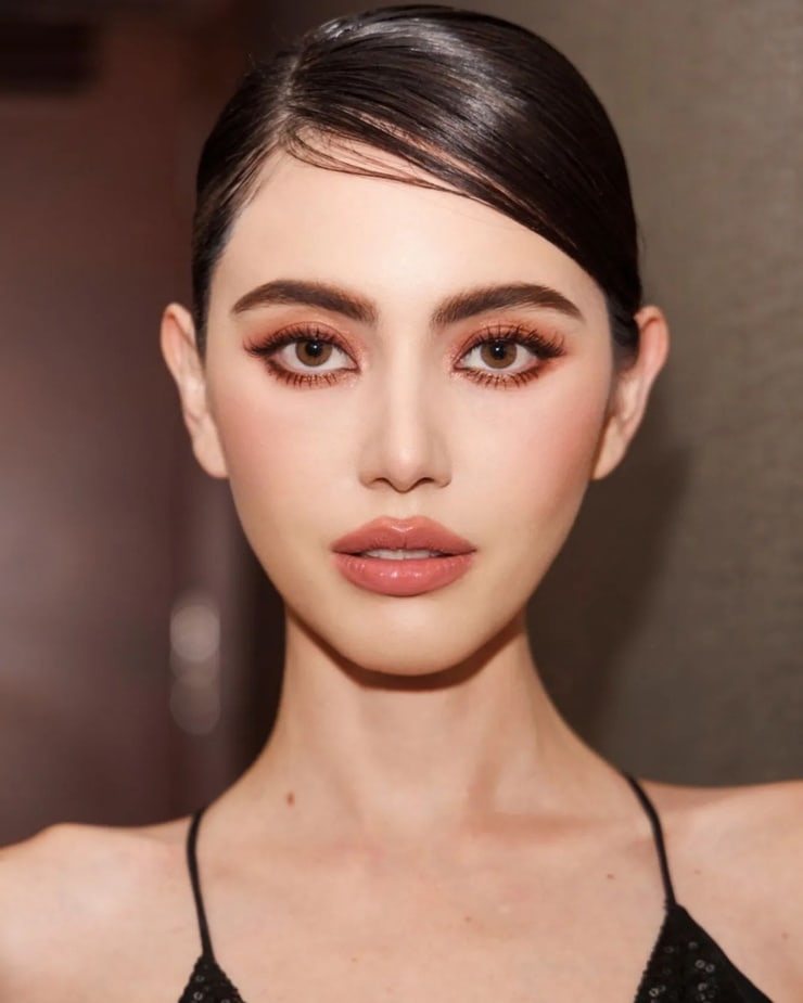 Davika Hoorne Davika Hoorne