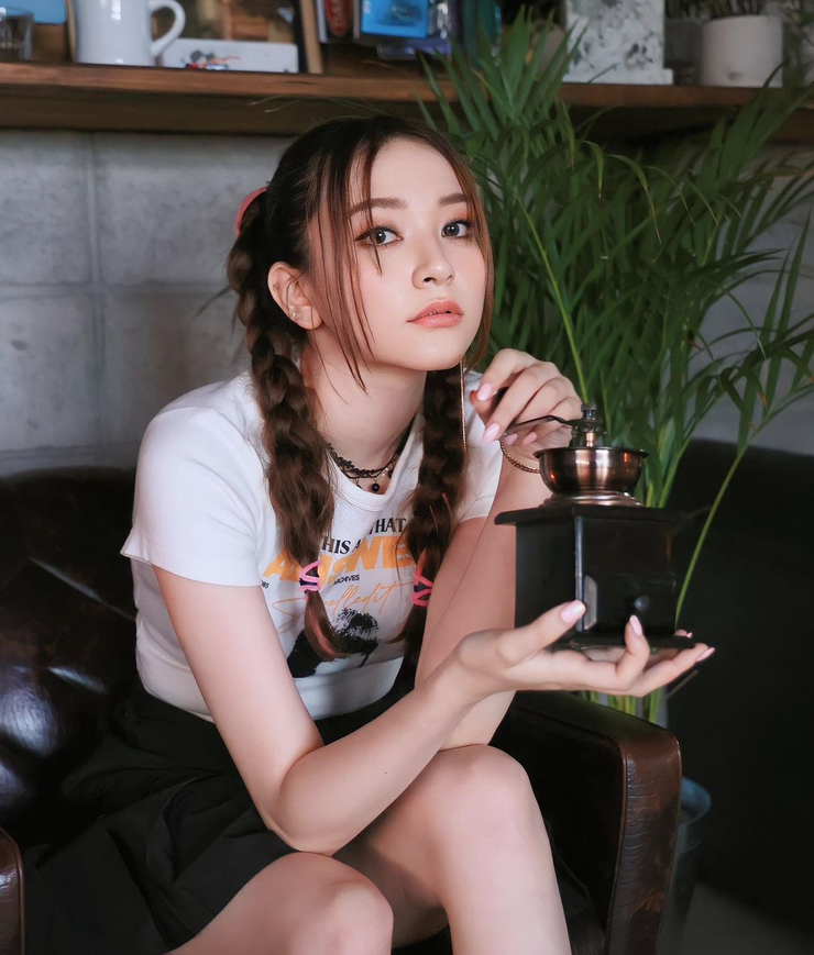 Lisa Yamada (model)