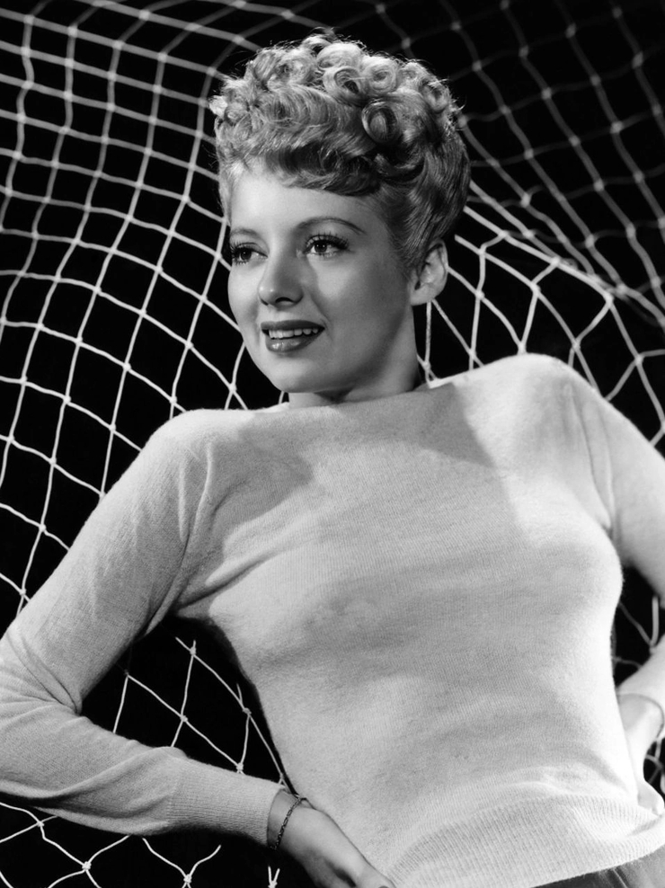 Evelyn Keyes