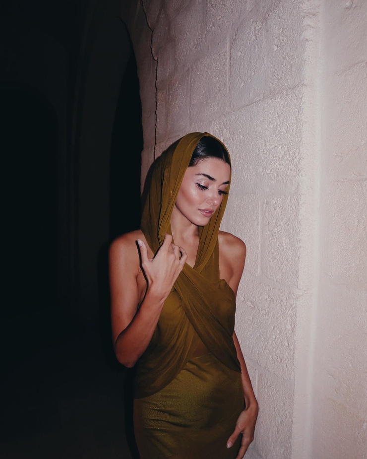 Hande Erçel
