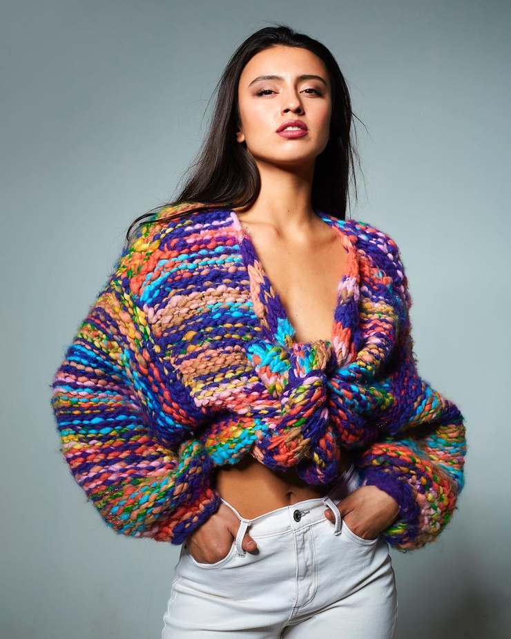 PAULINA VAZIRIZAND PAULINA VAZIRIZAND