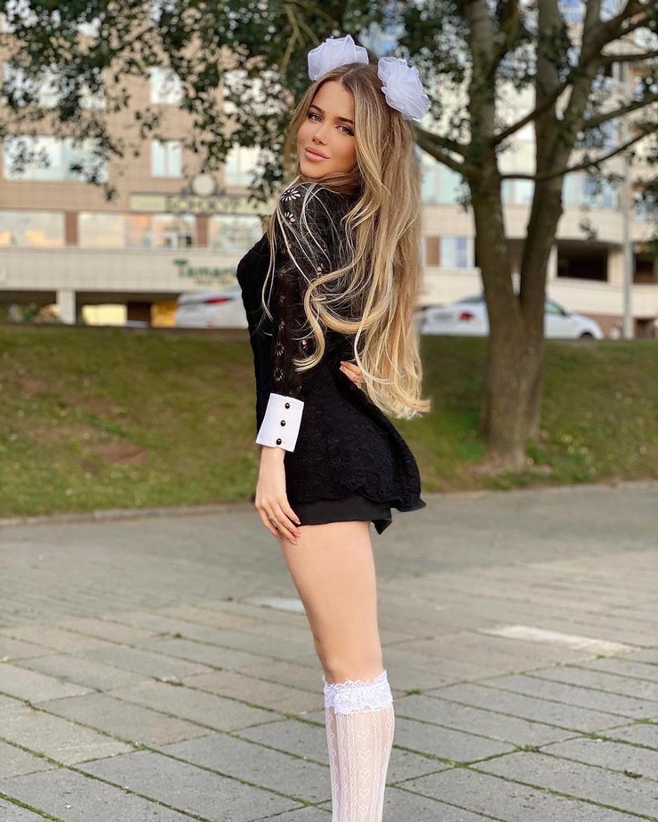 Alexandra Stele