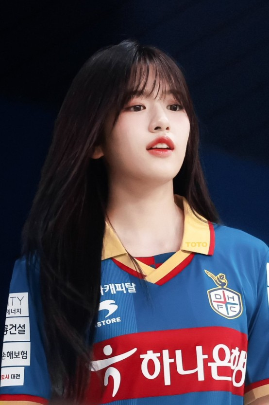 Ahn Yujin