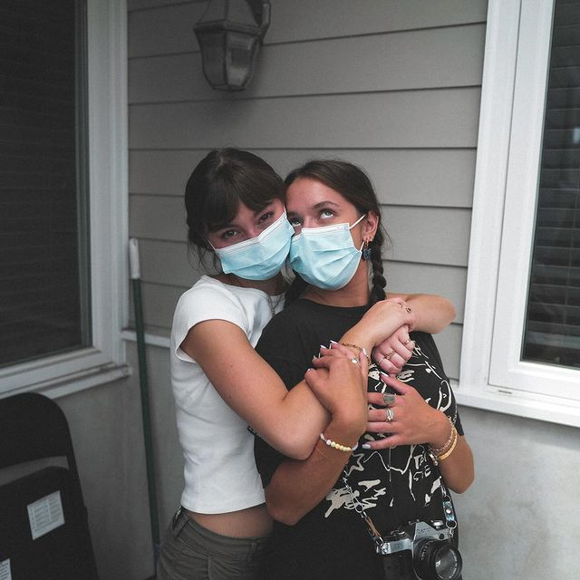 Lauren Lindsey Donzis