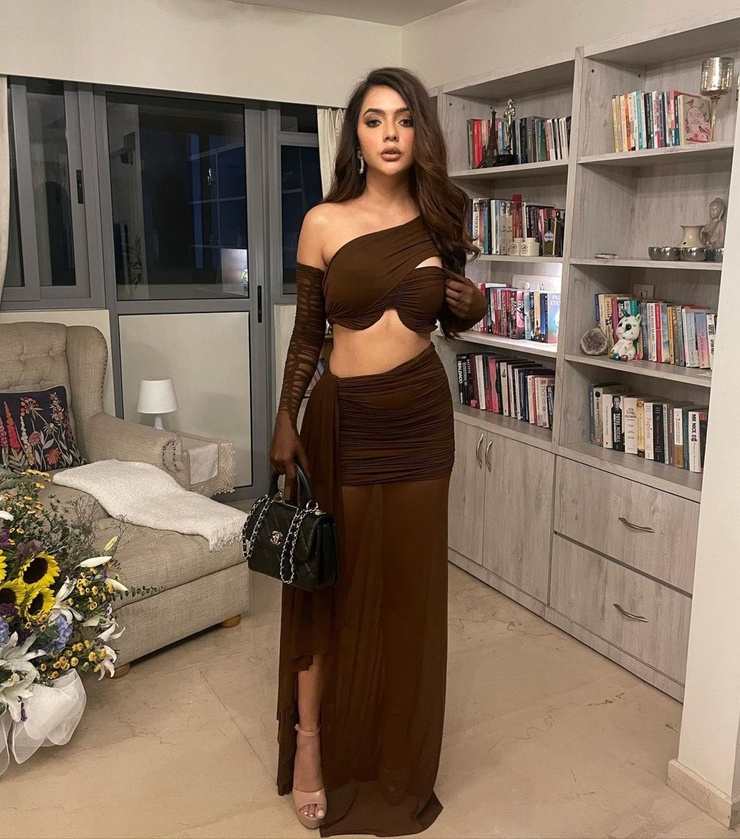 Ruhi Singh Ruhi Singh