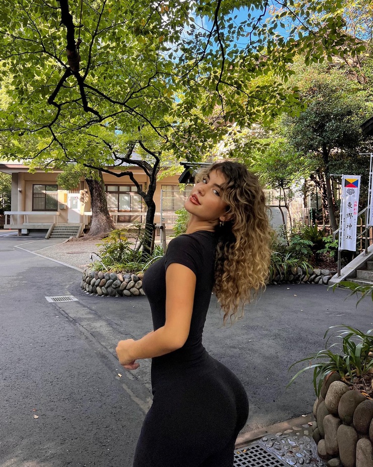 Zoe Gara
