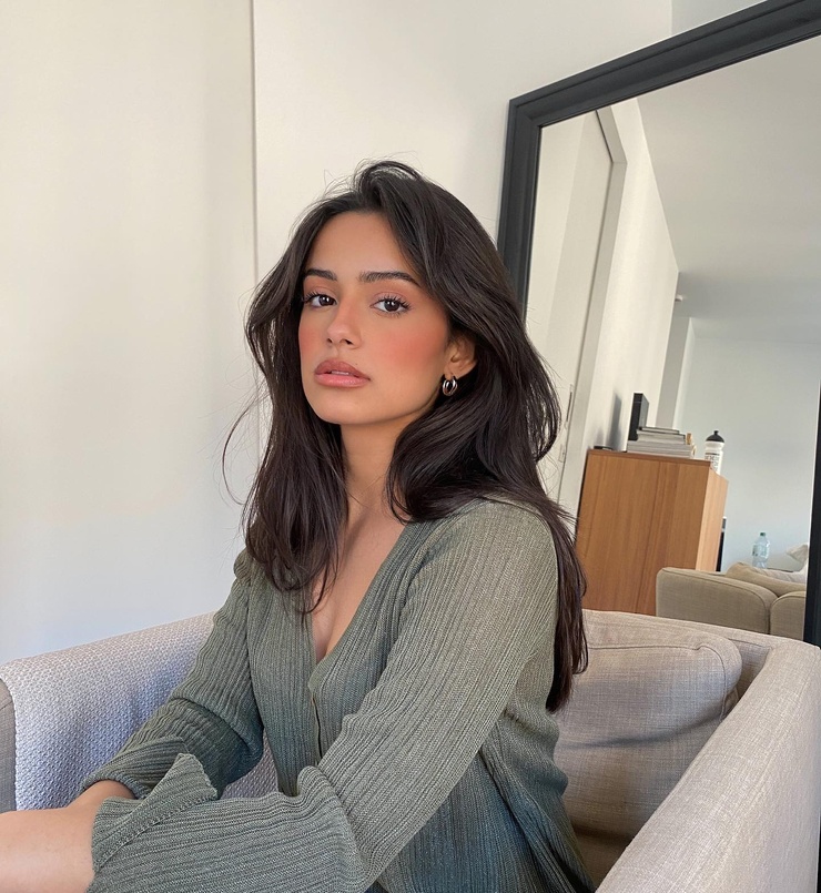 Claire Burgos