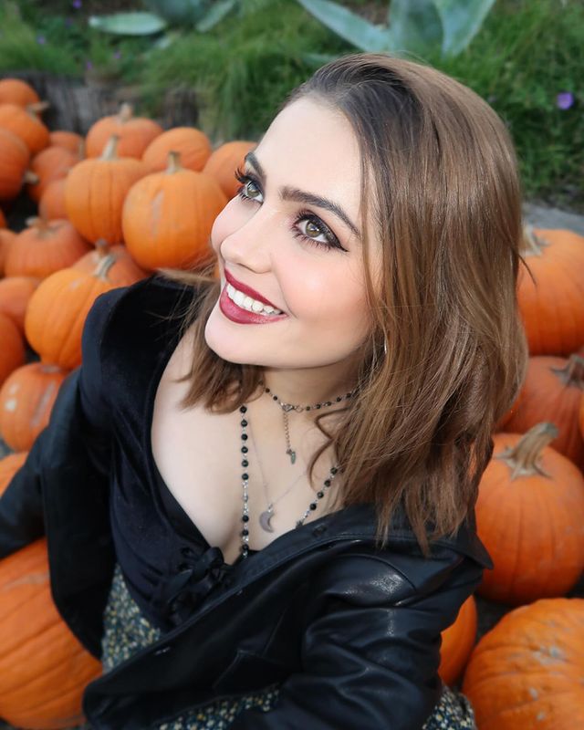 Emmy Perry
