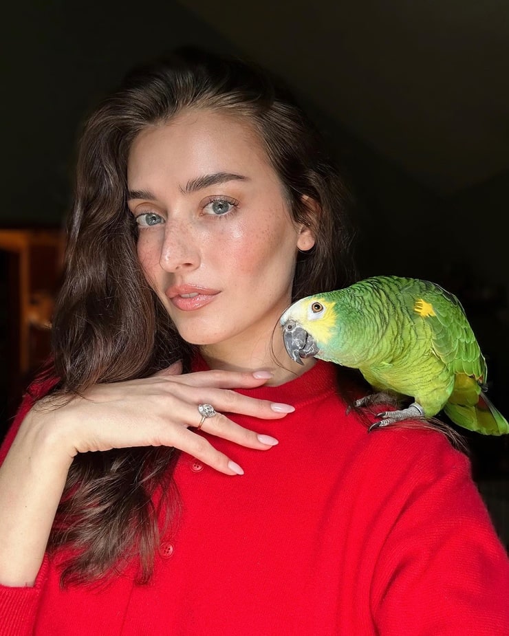 Jessica Clements