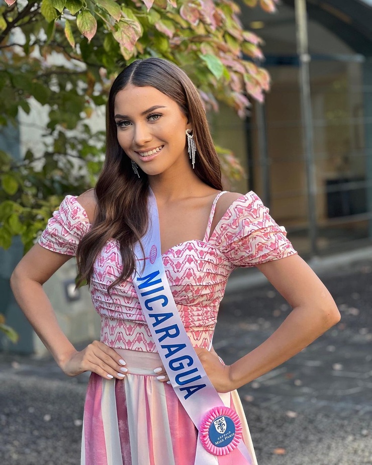 Leylani Leyton image