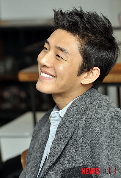 Ah In Yoo