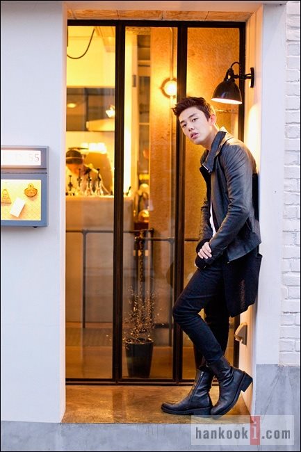 Ah In Yoo