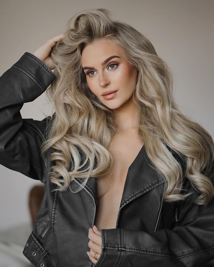 ANNA NYSTRÖM ANNA NYSTRÖM