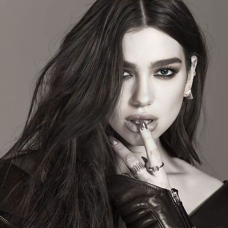 Dua Lipa