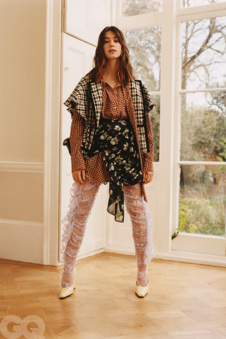Daisy Edgar-Jones