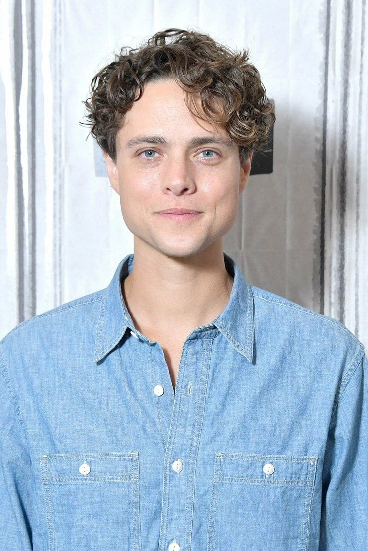 Douglas Smith