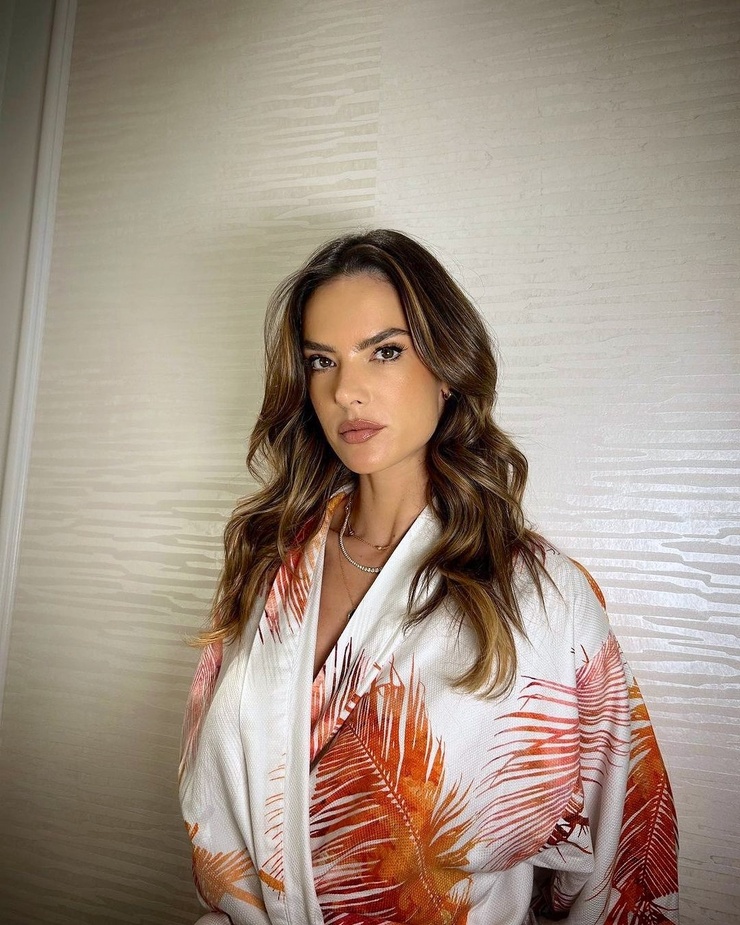 Alessandra Ambrosio Alessandra Ambrosio